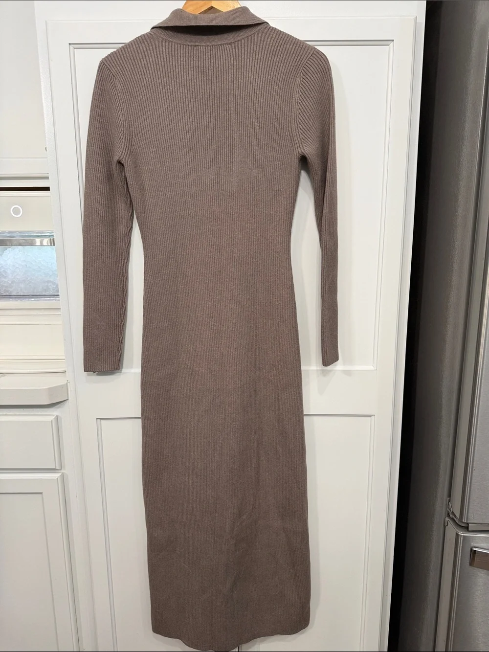 Abercrombie & Fitch Ribbed Stretch Polo Maxi Dress in Taupe| Medium